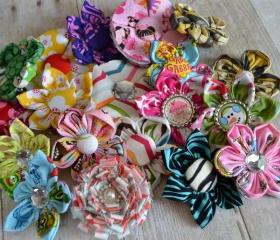Surprise Fabric Flower Clip 